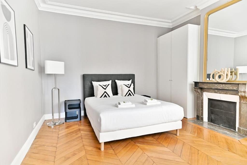 Luxueux 10 Personnes #opera #bastille Paris