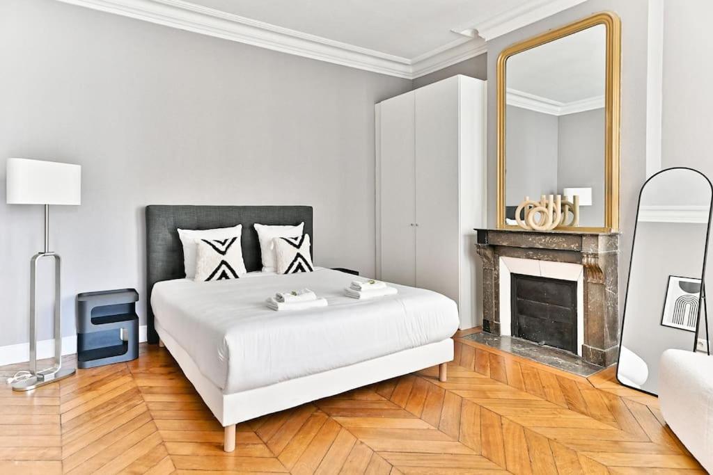 Luxueux 10 Personnes #opera #bastille Paris